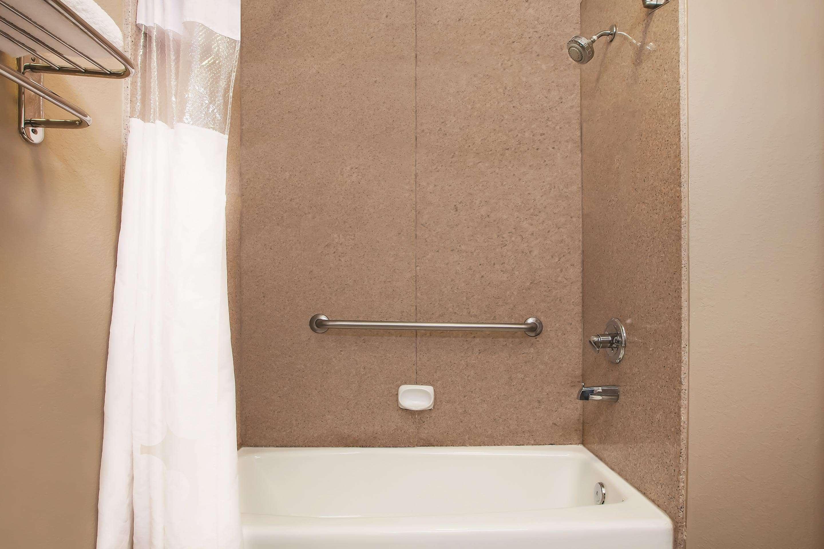 La Quinta By Wyndham Beaumont West Hotell Exteriör bild